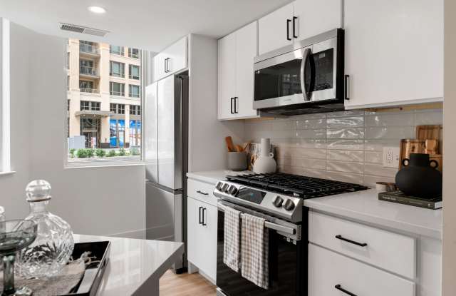 Cortland Pentagon City photos photos