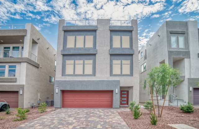 BEYOND STUNNING 4-BED 3.5 BATH 3-LEVEL HOME IN GATED COMMUNITY! photos photos