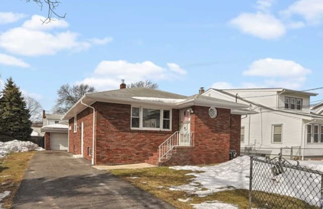 22 Chestnut Street - 22 Chestnut Street, Clifton, NJ 07011