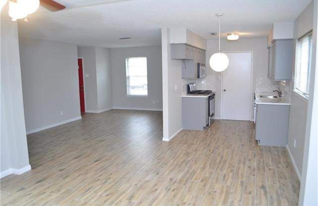 917 Meadow Mead Drive Gallery 2