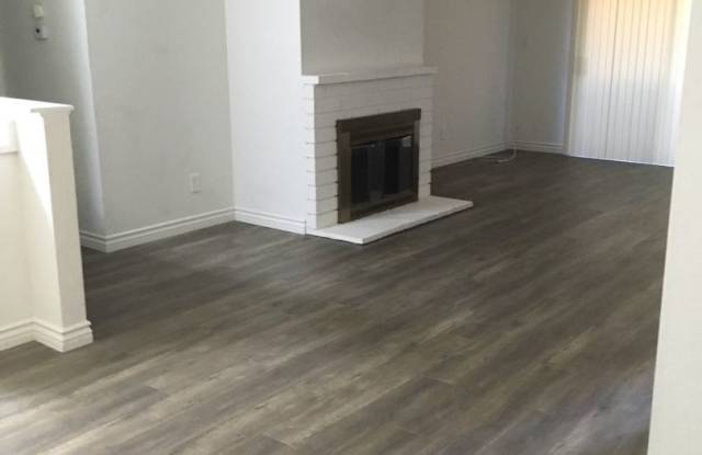17522 Vandenberg Ln Unit #10 Gallery 4