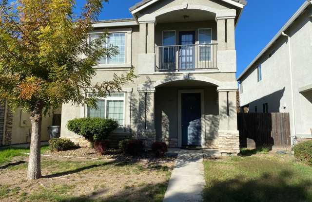 Charming Stockton 3 bedroom and 2 full bathroom home! Gated community! Over 2065 square feet! I photos photos