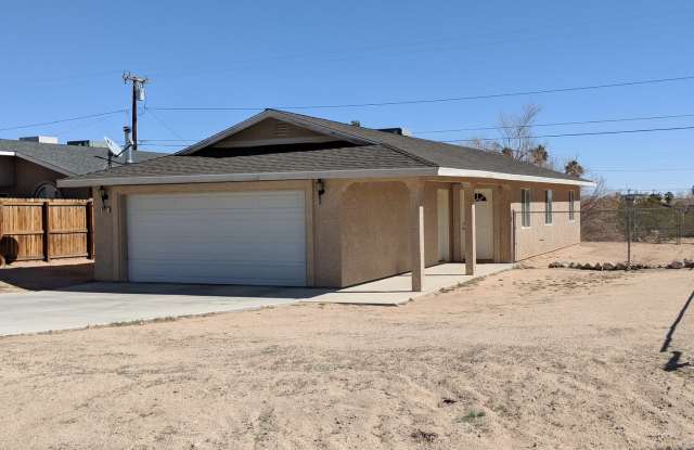 Great 2 Bedroom home on Corner Lot! photos photos