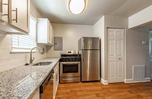 Victory at Edgewood Apartments photos photos