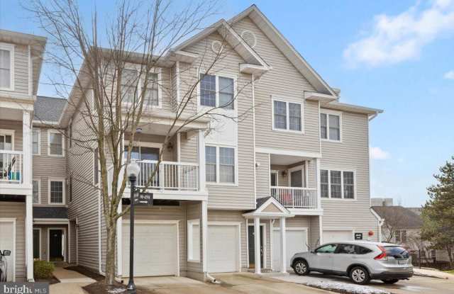 4600 SUPERIOR SQUARE - 4600 Superior Square, Fair Lakes, VA 22033