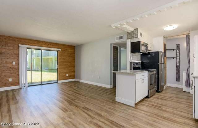 2253 Flower Tree Circle Gallery 4