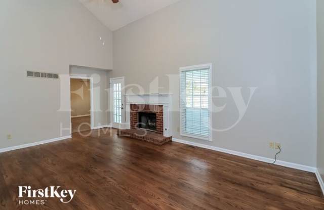 2595 Candler Way Gallery 4