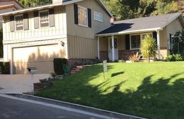 3348 Canton Way - 3348 Canton Way, Los Angeles, CA 91604