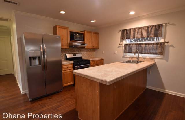 117 W Brookdale Pl Gallery 3