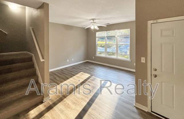 2282 Coach Way Gallery 2