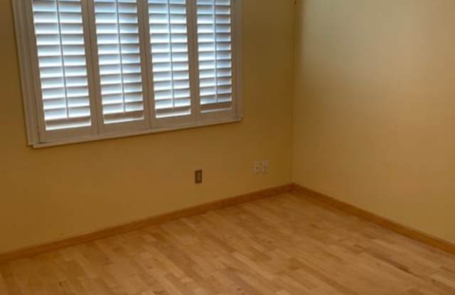 402 South Carr Street - 1 Gallery 4