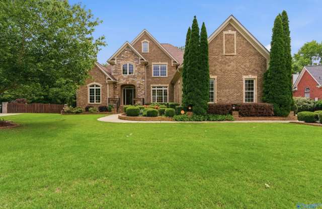 125 Foxfield Drive Gallery 2