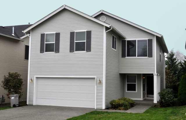 Spacious 3 Bedroom 2.5 Bath House in Kent photos photos