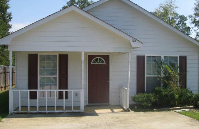 Cute, Cute, Cute Three Bedroom photos photos