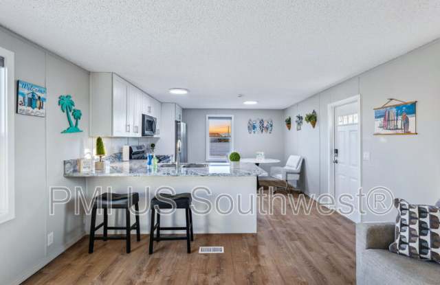 437 Riverfront Dr photos photos