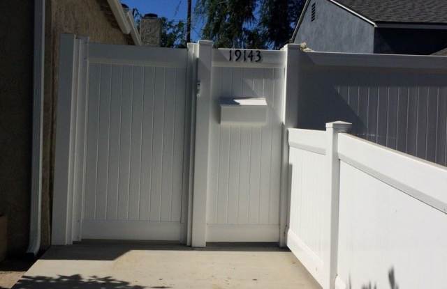 19143 Archwood St. Gallery 2