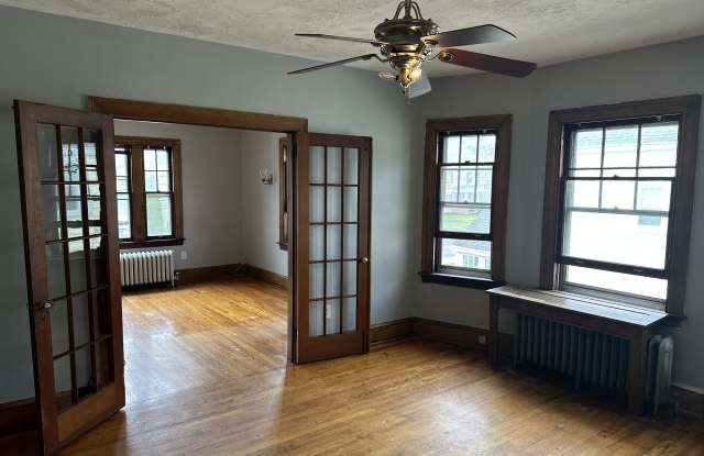35 Woodmere Road Gallery 1