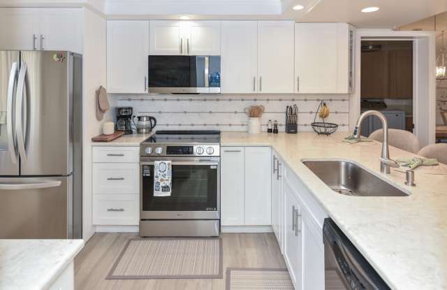 901 Seafarer Circle photos photos