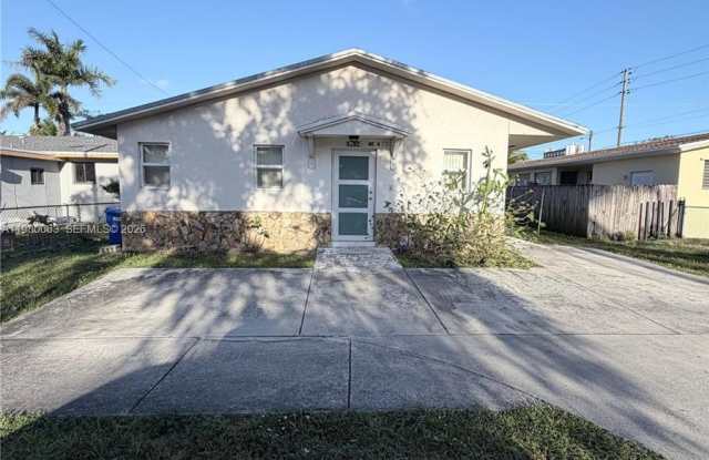 16920 NE 4th Ct photos photos 16920 NE 4th Ct photos photos