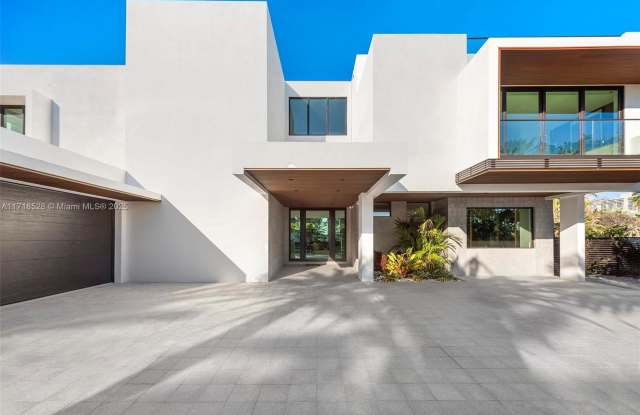 128 Ocean Blvd photos photos