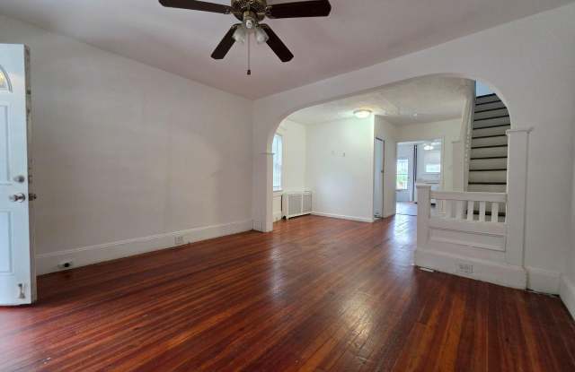 921 REVERE Avenue Gallery 1