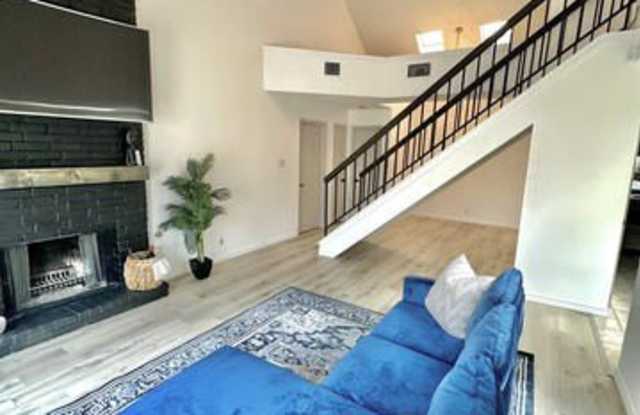 5706 Spring Watch photos photos