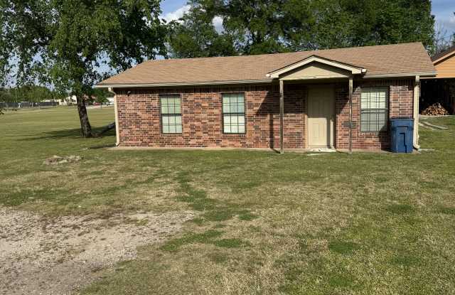 1090 North Walnut Street photos photos