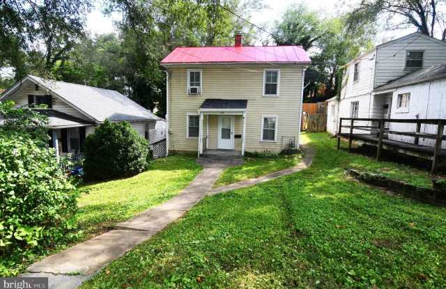 105 E PALL MALL Street - 105 East Pall Mall Street, Winchester, VA 22601