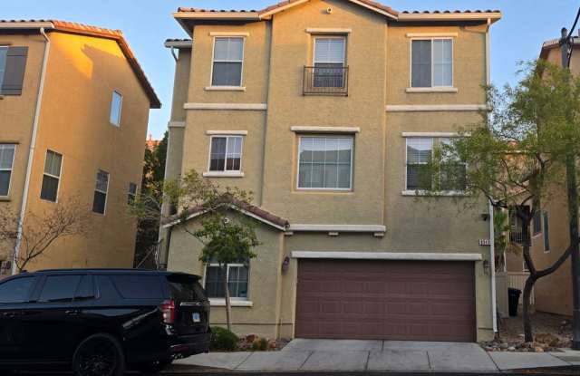 Charming 3-Level Home-AVAILABLE SOON! photos photos