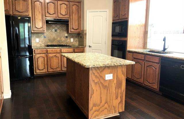 7708 Laughing Waters Trail Gallery 4