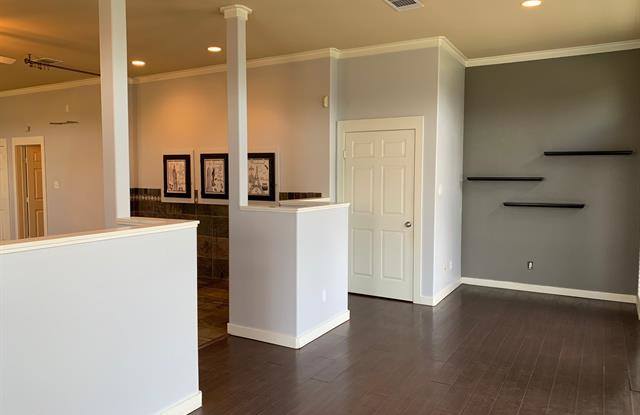 3713 Patience Boulevard E Gallery 2