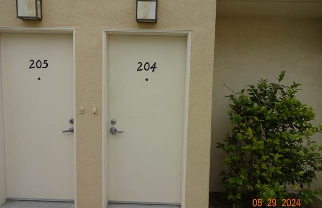 585 W Harvard Blvd photos photos