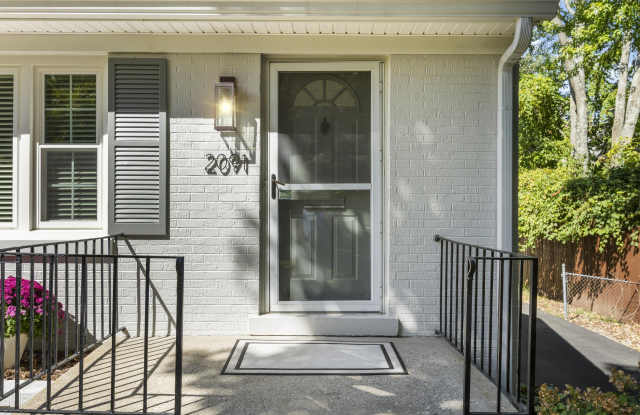 2091 Spring Grove Avenue Gallery 3