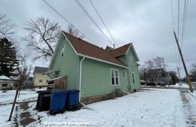 1436 North Main Street - A photos photos