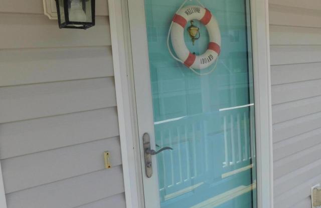 2411 Front Street unit: 38 photos photos