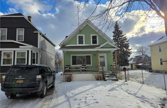 33 Trowbridge Street photos photos