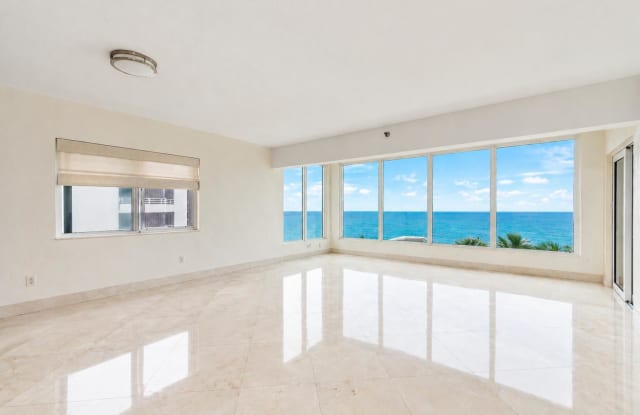 2909 South Ocean Boulevard Gallery 2