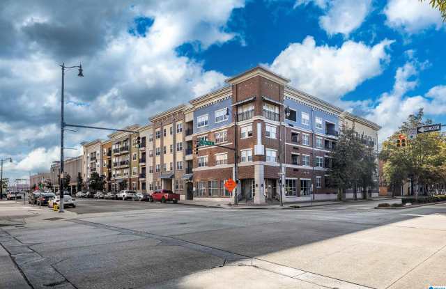 2020 5TH AVENUE photos photos