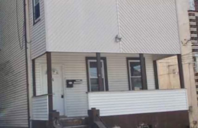 44 pine st 2 - 44 Pine Street, Staten Island, NY 10301