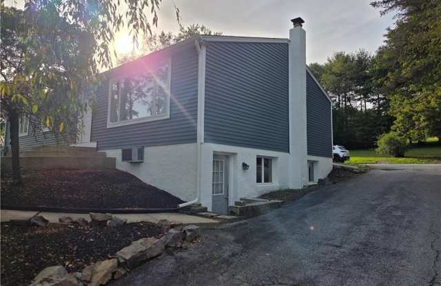 1117 Grosstown Road Gallery 3