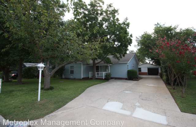 6717 Lakeside Drive - 6717 Lakeside Drive, Lake Worth, TX 76135