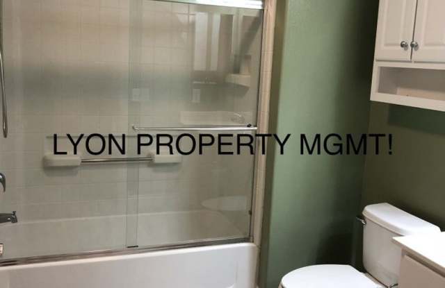 Fabulous condo located in the highly sought after Westlake Villas! Gallery 1