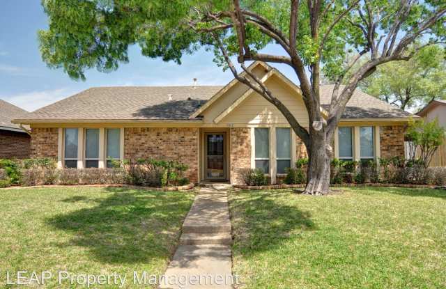 2027 Lyon Ct. - 2027 Lyon Court, Carrollton, TX 75007