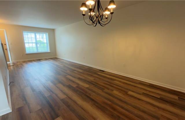4172 Ross Road Gallery 3