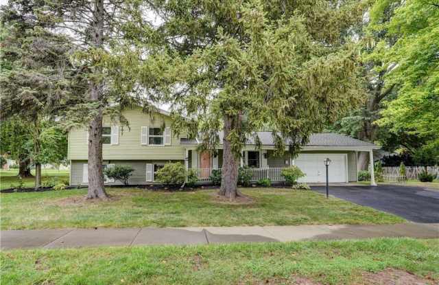 232 Meadowbriar Road photos photos
