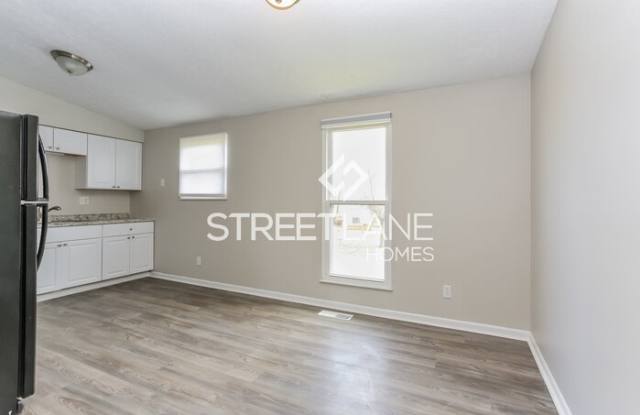 2424 Warfield Drive Gallery 4