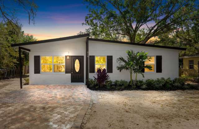 Modern Touches, Classic Charm—Your Bradenton Home Awaits photos photos