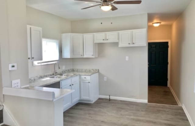 2094 W 34th Pl - 2094 West 34th Place, Cleveland, OH 44113