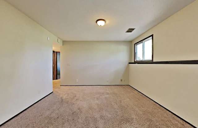 8137 West Montecito Avenue - 8137 West Montecito Avenue, Phoenix, AZ 85033