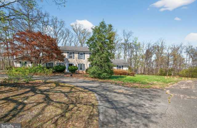 21733 OATLANDS Road photos photos